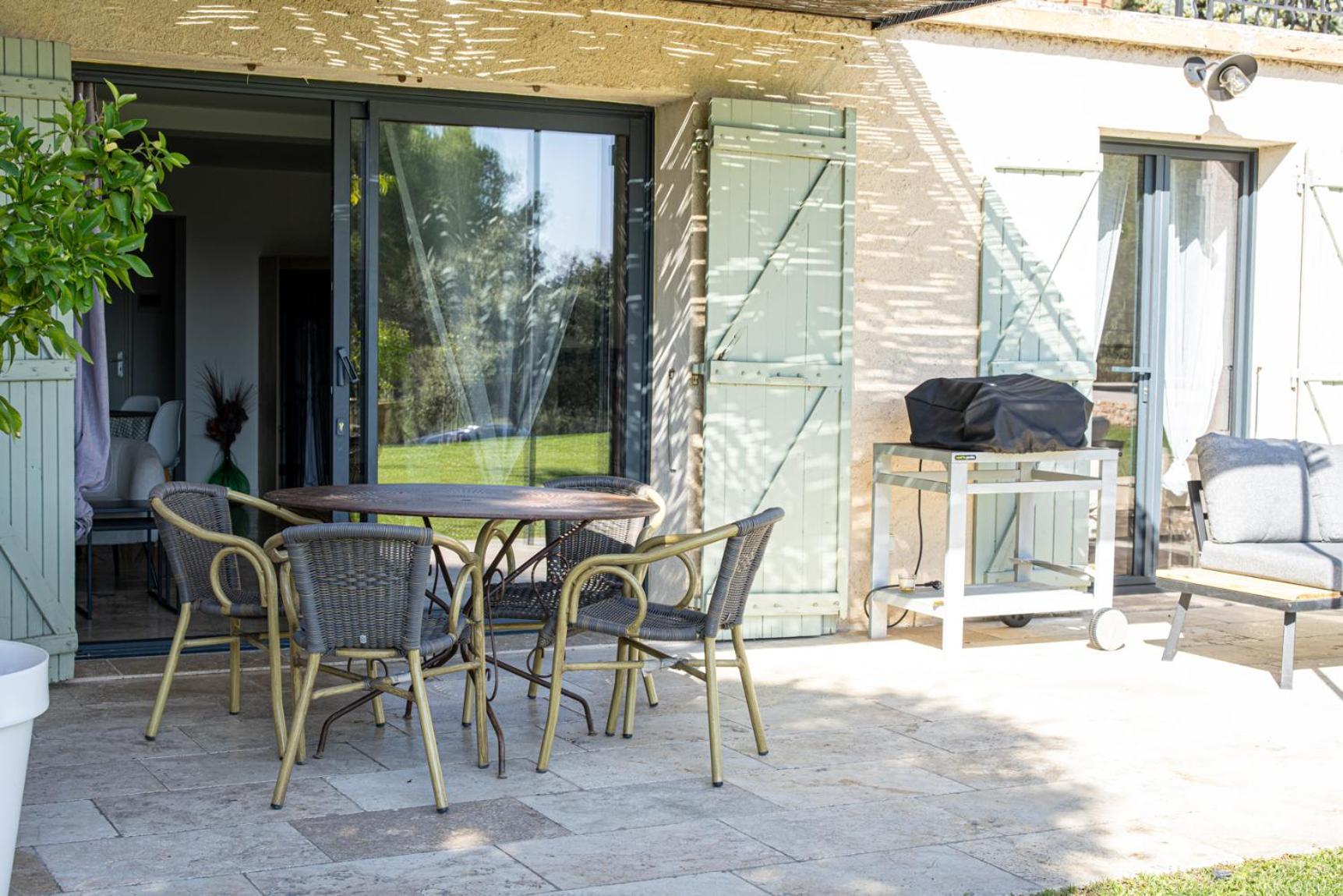 Mas Lou Felibrige Bed & Breakfast Venelles Dış mekan fotoğraf