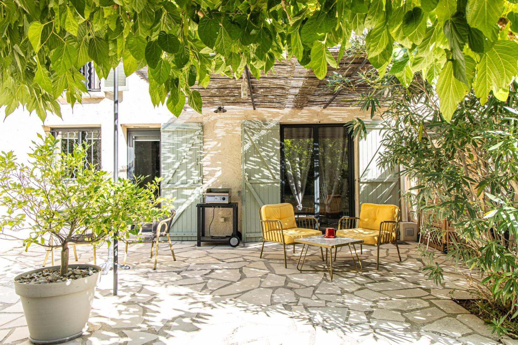 Mas Lou Felibrige Bed & Breakfast Venelles Dış mekan fotoğraf