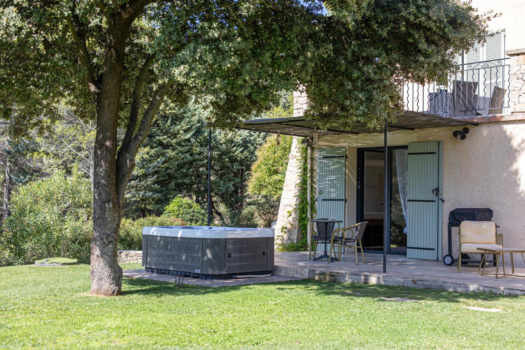 Mas Lou Felibrige Bed & Breakfast Venelles Dış mekan fotoğraf